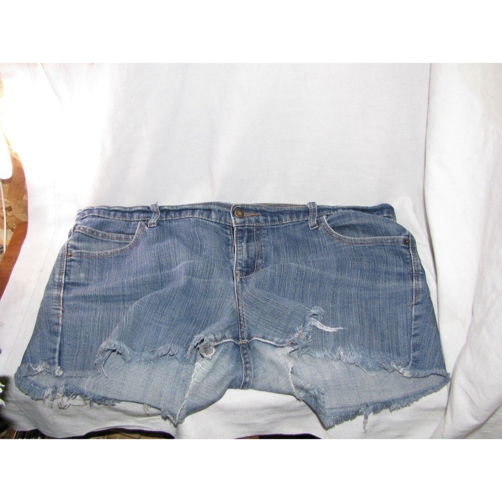 Old Navy Diva Jeans Womens Blue CutOff Shorts Short Sz 18 Distressed Rough Women